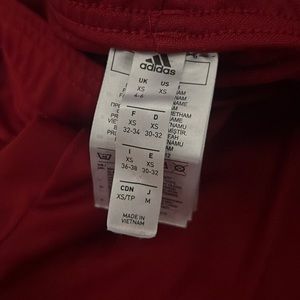 I’m selling these adidas long jogger pants, barely used